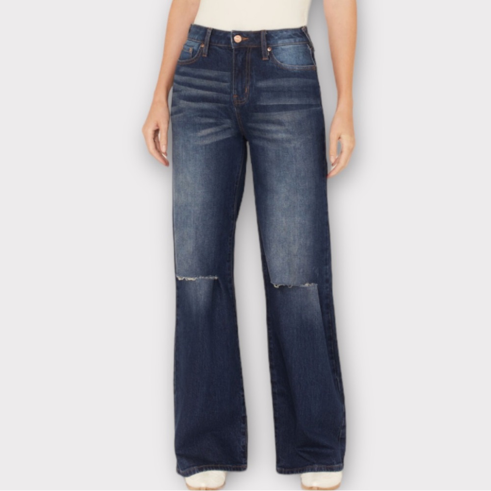 Cleo + Wolf Women’s Jeans 28x32 High Rise Loose Flare Bootcut Distressed NWT